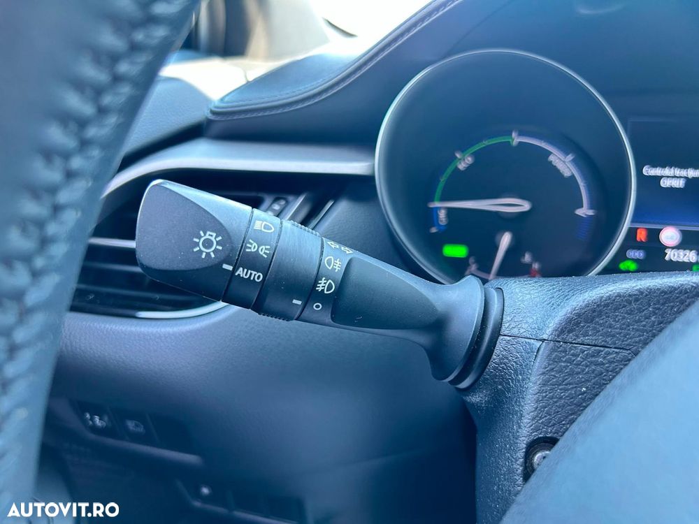 Toyota C-HR 1.8 HSD 122 CP 4x2 CVT Core - 26