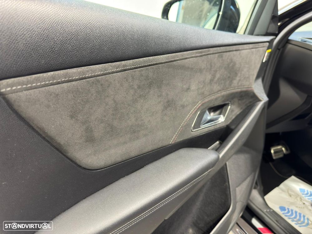 DS DS7 Crossback E-Tense Performance Line EAT8 - 11