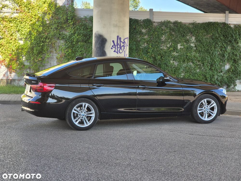 BMW 3GT 320i xDrive - 12