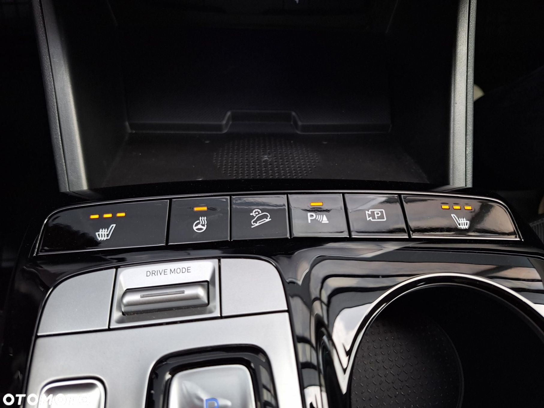 Hyundai Tucson 1.6 T-GDi HEV Executive 2WD - 25