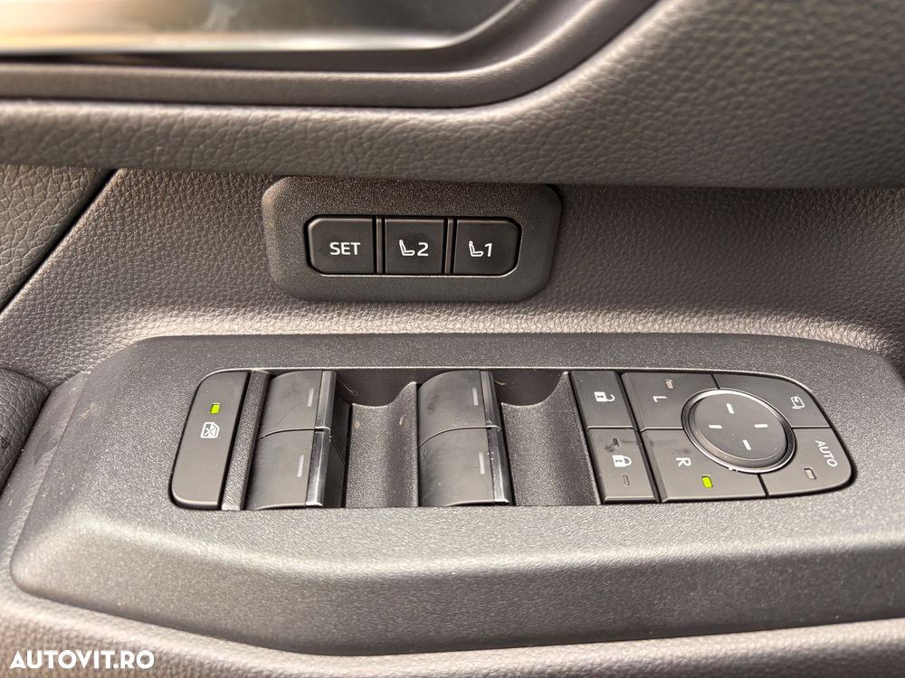 Toyota Land Cruiser 250 2.8l D-4D 204 CP MHEV A/T 7 locuri Luxury - 26