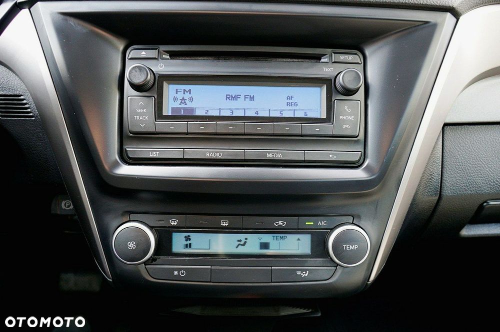 Toyota Avensis 1.8 Active MS - 15