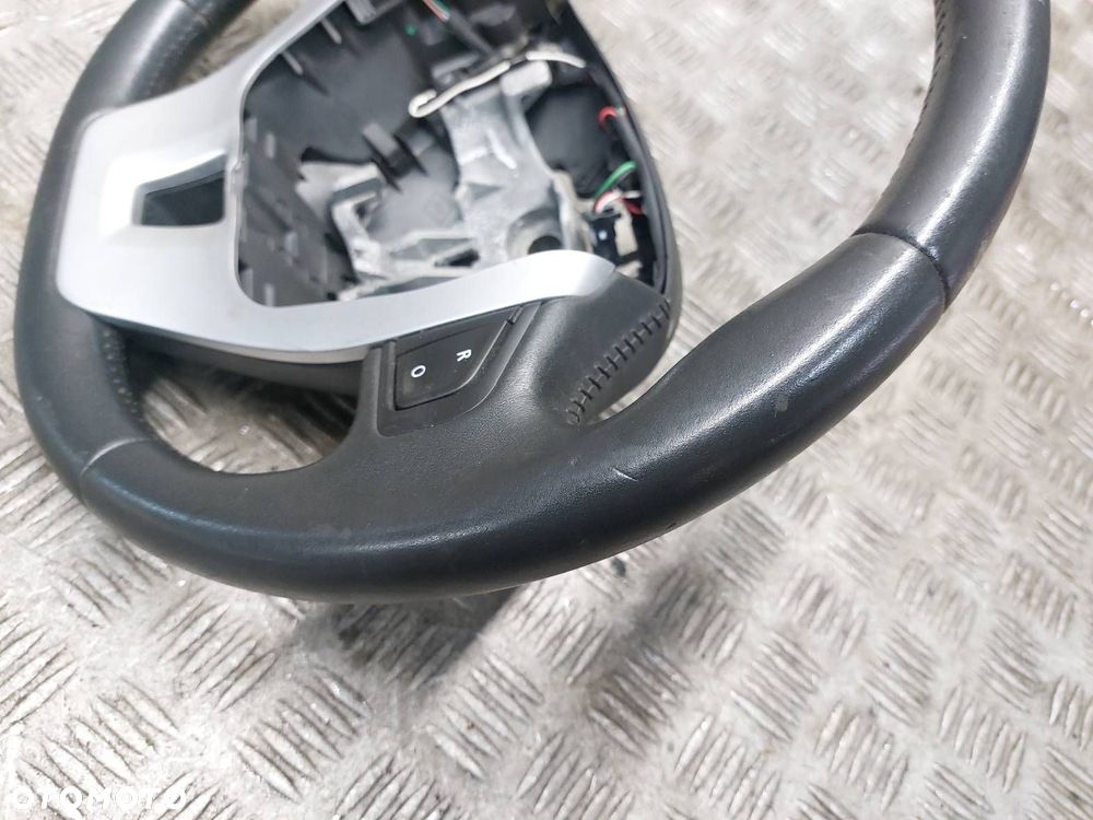 KIEROWNICA RENAULT LAGUNA III 484300005R - 2