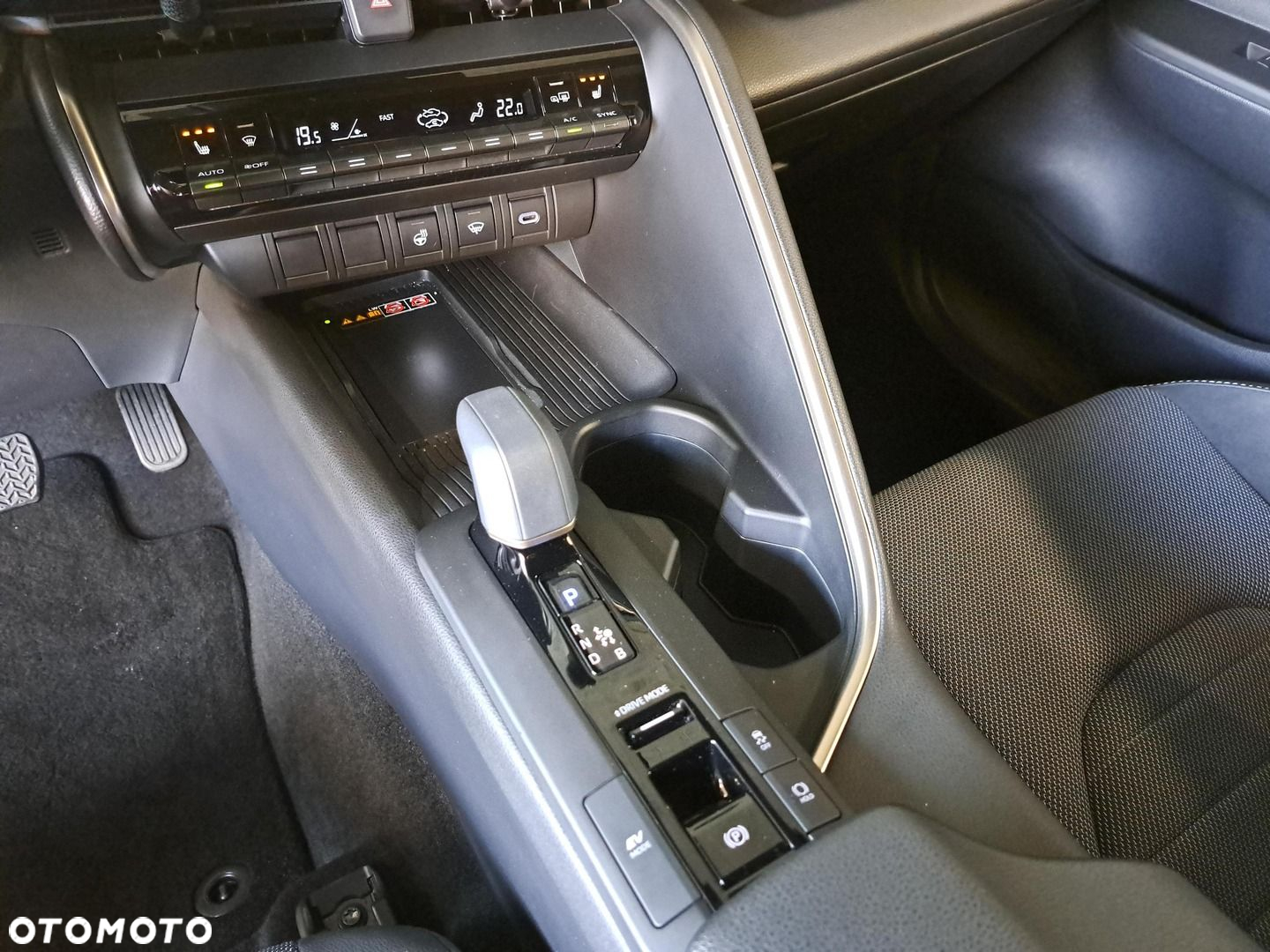 Toyota C-HR - 27