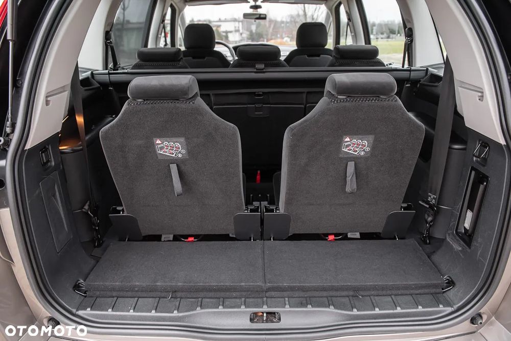 Citroën C4 Picasso - 27