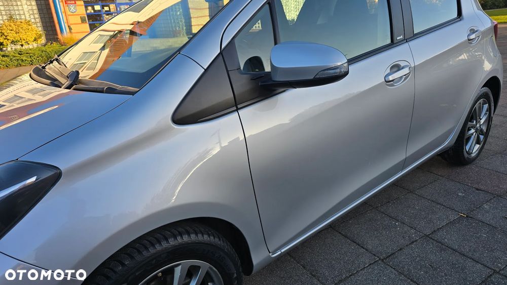 Toyota Yaris 2016 photo 4