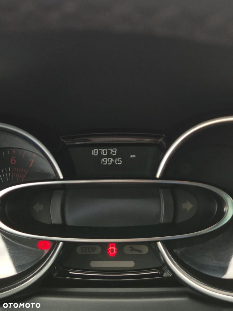 Renault Clio 1.2 16V Alize - 16