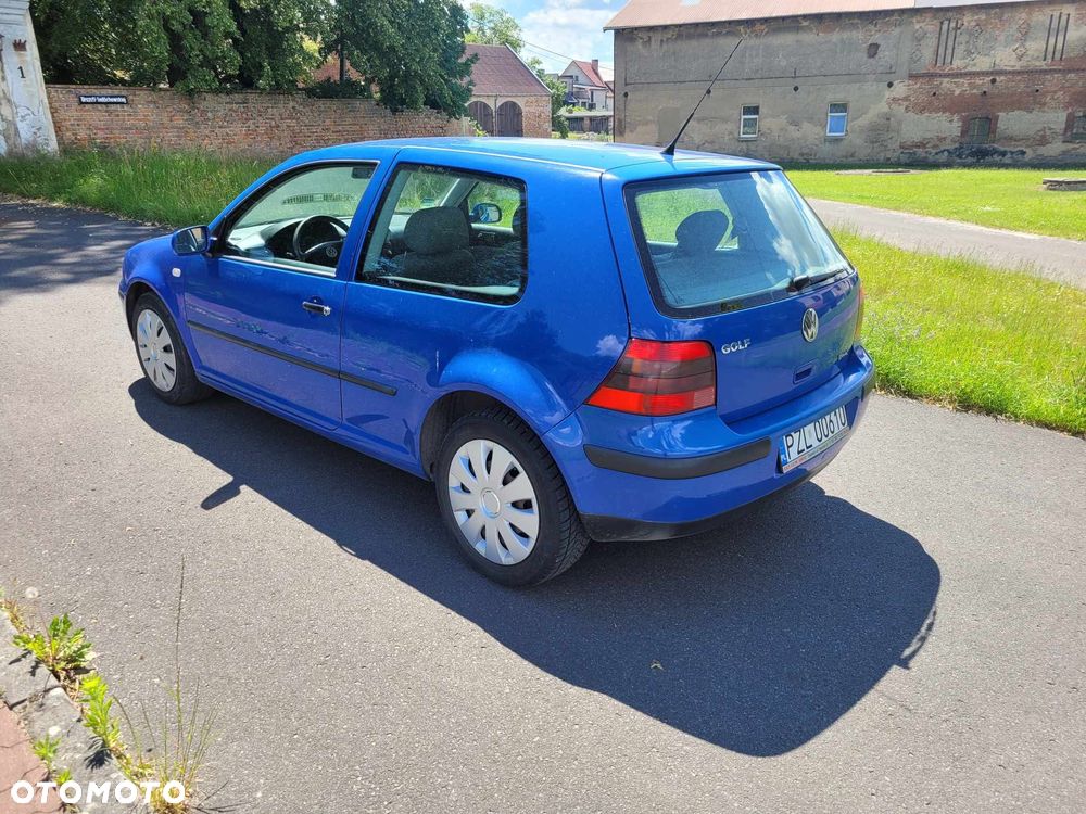 Volkswagen Golf 1.4 Basis - 1