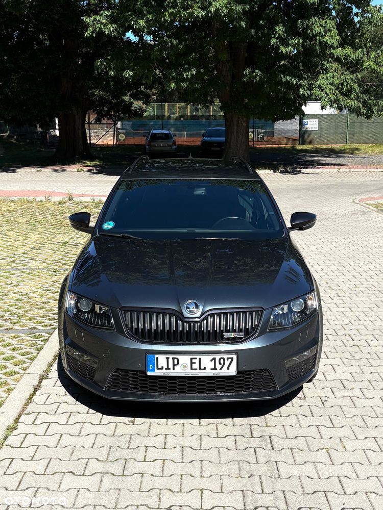 Skoda Octavia 2.0 TDI DSG RS - 1