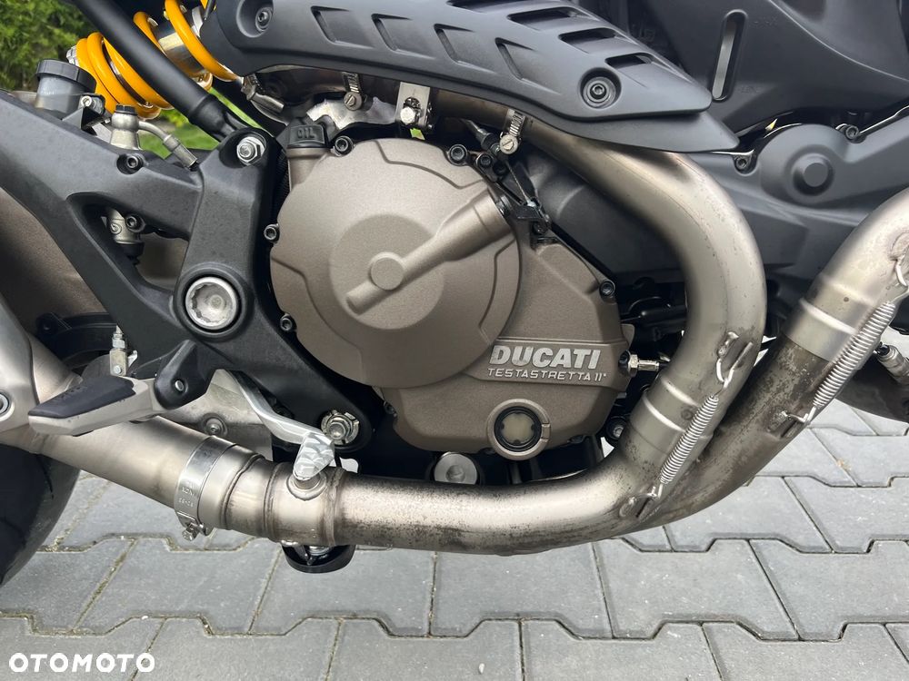 Ducati Monster - 15