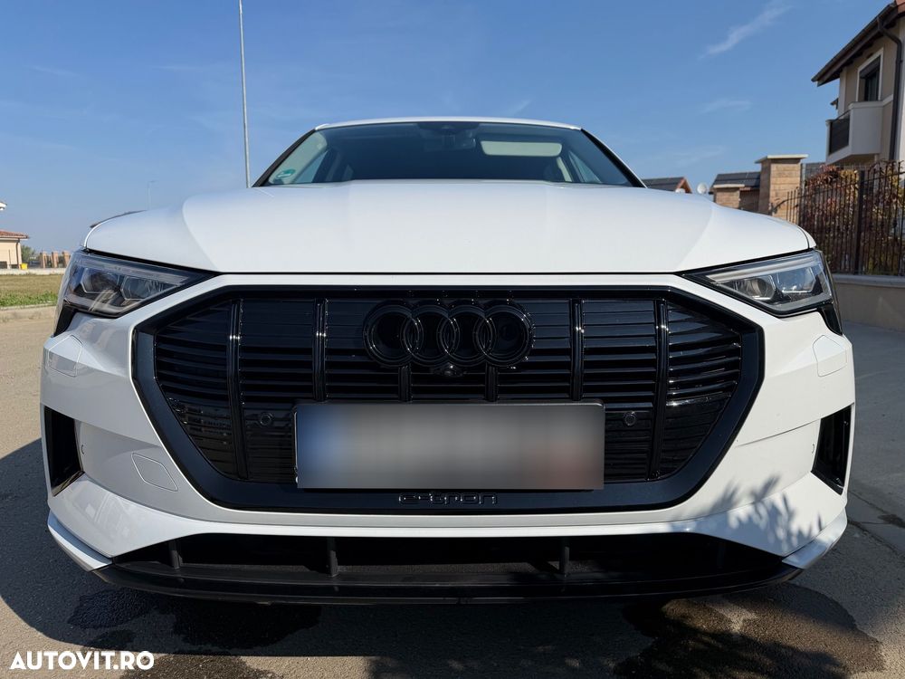 Audi e-tron quattro S - 3