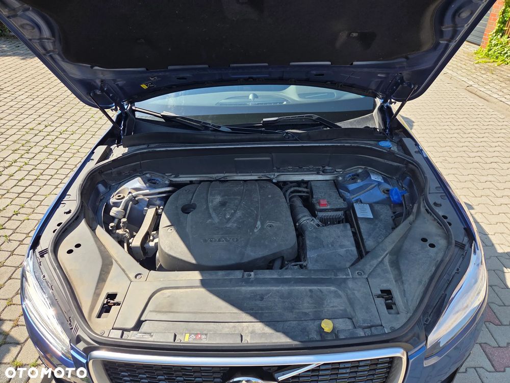 Volvo XC 90 D5 AWD R-Design 7os - 9