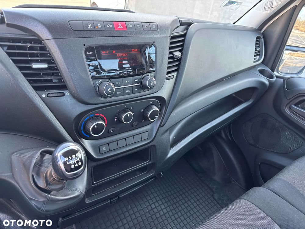 Iveco 35s18 - 16