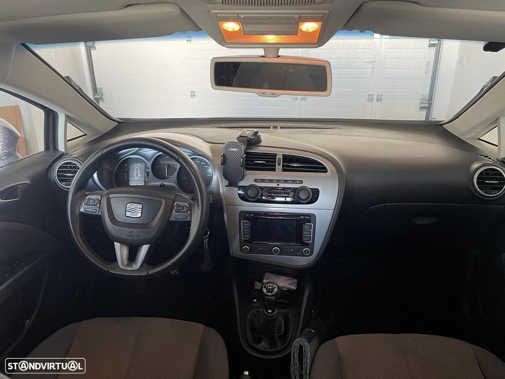 SEAT Leon 1.6 TDI ECOMOTIVE Style - 6