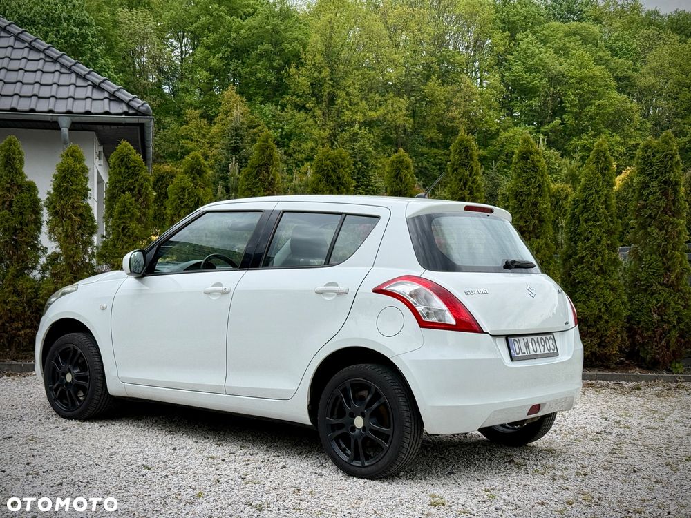 Suzuki Swift - 15