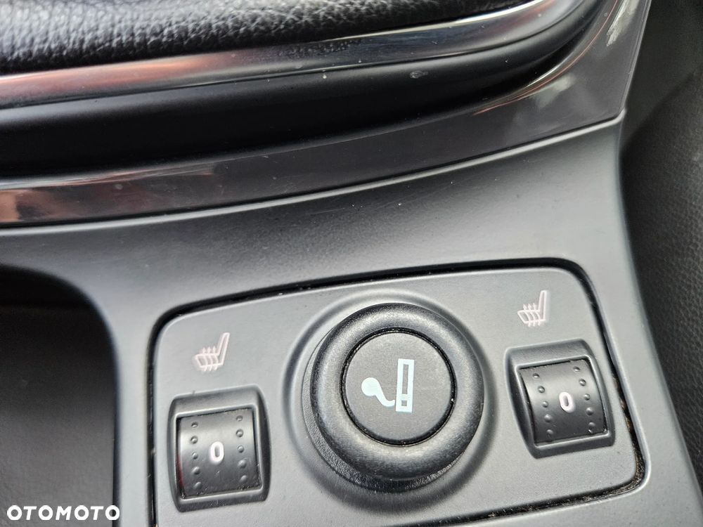 Ford Kuga 2.0 TDCi 4x4 Titanium - 29