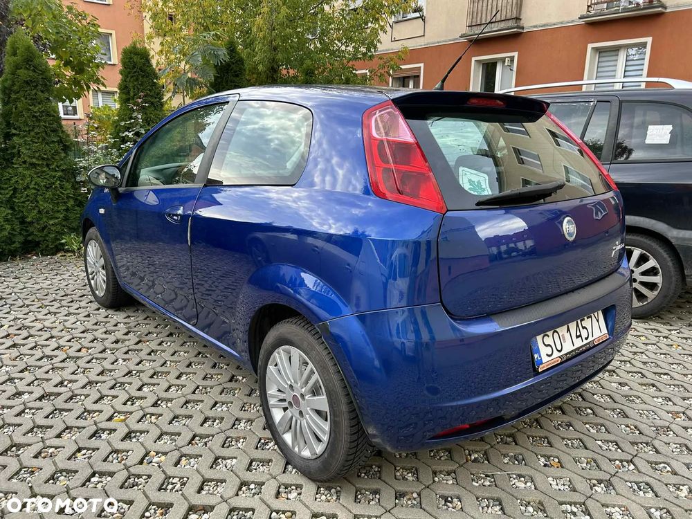 Fiat Grande Punto - 5