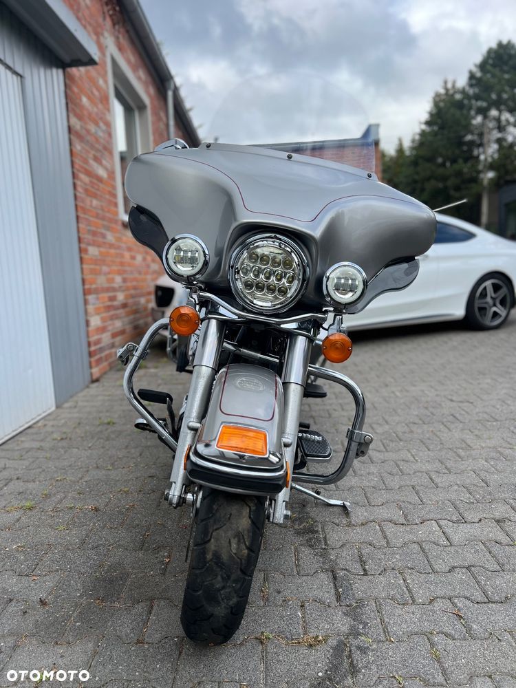 Harley-Davidson Touring Electra Glide - 10