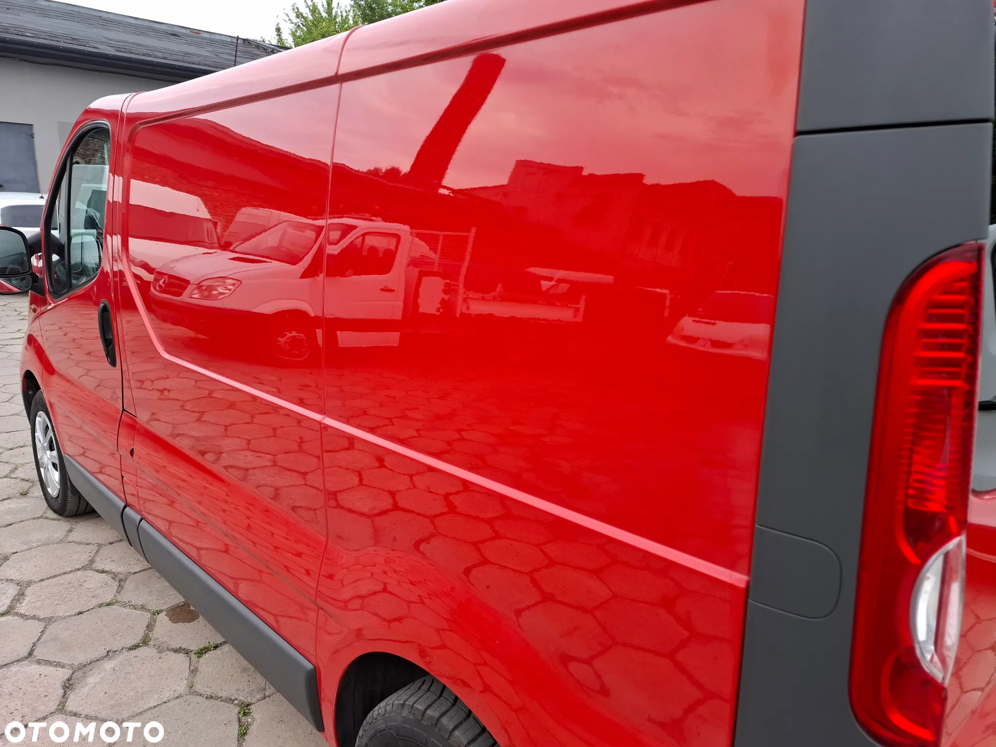Opel Vivaro 2012 2.0CDTI 115KM 6BIEGÓW KLIMA - 11