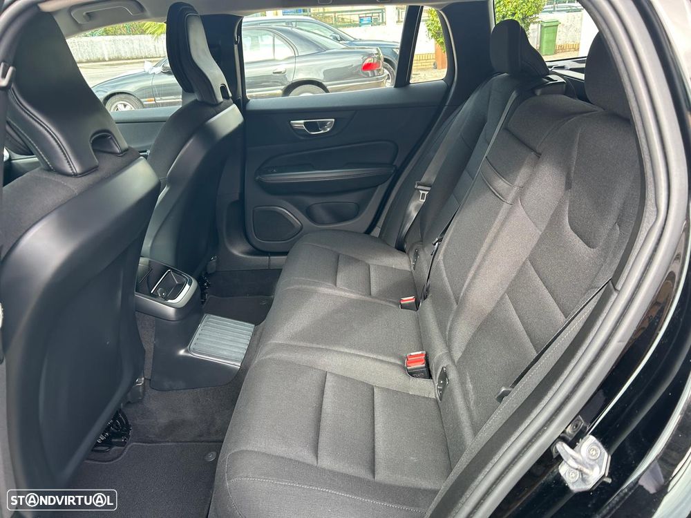 Volvo V60 2.0 T6 AWD TE Inscription Expression - 24