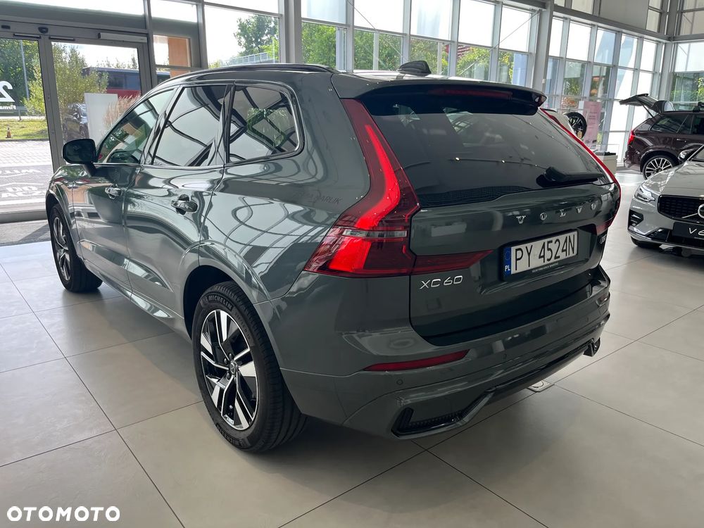 Volvo XC 60 B5 B AWD Plus Dark - 7
