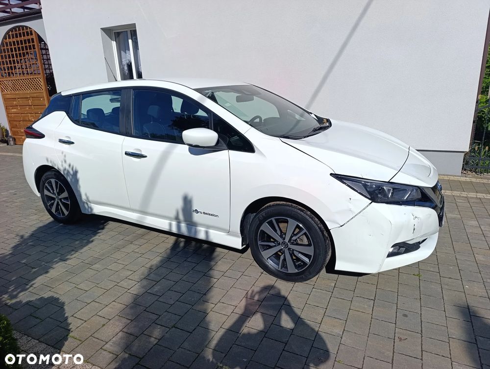 Nissan Leaf 40kWh N-Connecta - 2