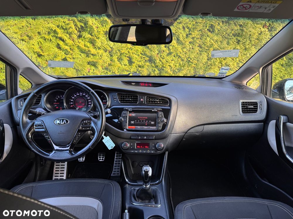 Kia Ceed 1.6 CRDi 128 97g Edition 7 - 19