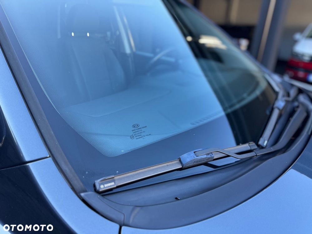 Kia Sportage 2.0 2WD LX - 18