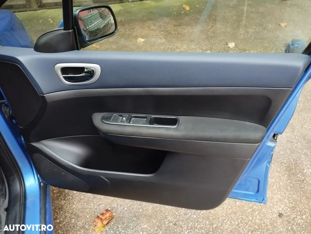 Peugeot 307 SW 2.0HDi - 15