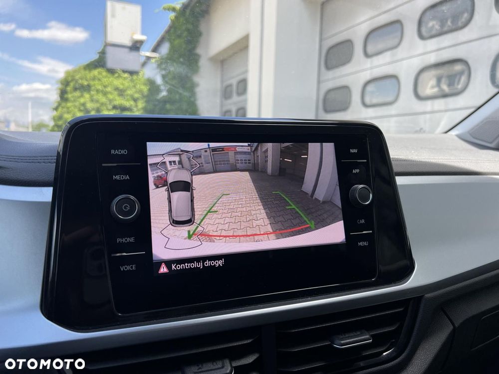 Volkswagen T-Roc 1.5 TSI Life - 12