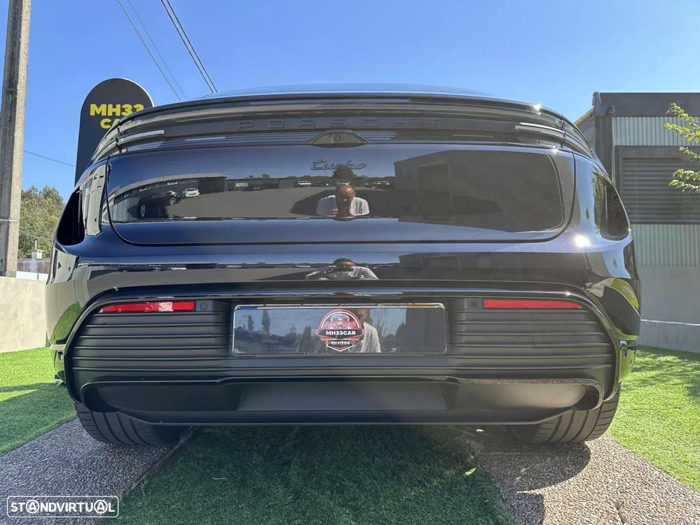 Porsche Macan Electric Turbo - 18