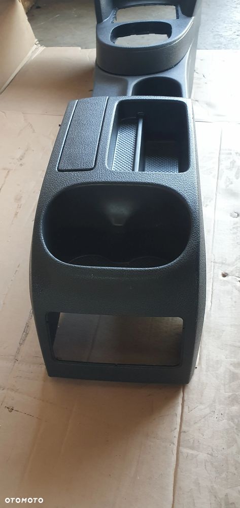 Tunel środkowy VW Caddy III Lift - 8