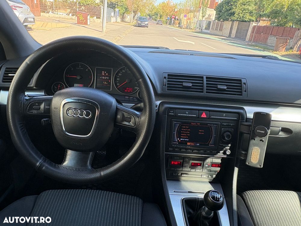 Audi A4 Avant - 16