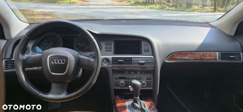 Audi A6 Limousine 3.2 FSI Quattro Tiptronic - 9