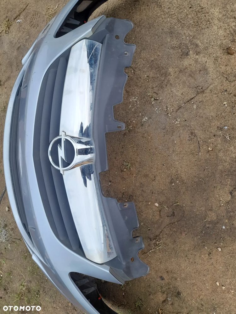 OPEL CORSA D ZDERZAK PRZEDNI PRZÒD - 9