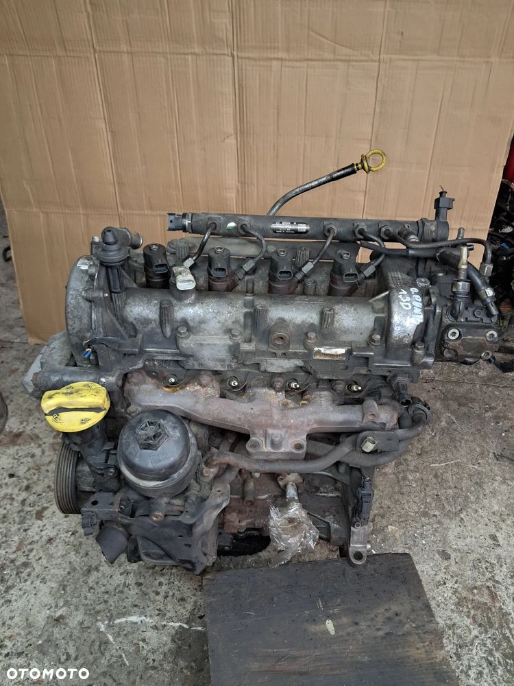 Fiat Grande Punto 1.3 Diesel Silnik słupek 2521587 - 2