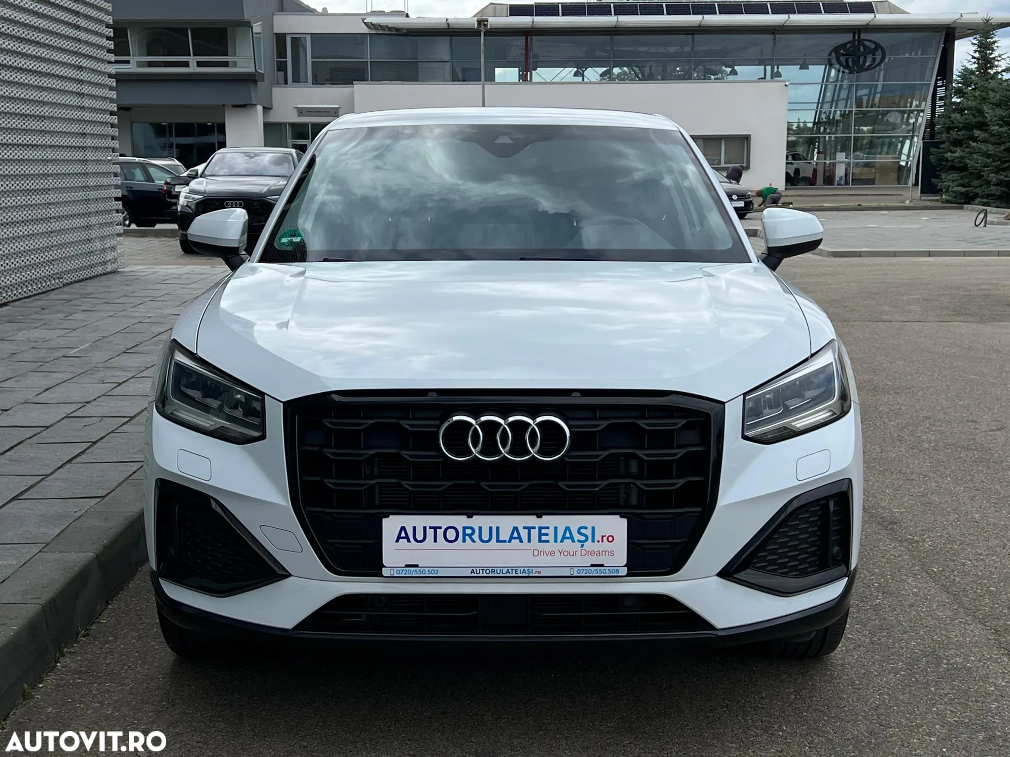 Audi Q2 35 TFSI S tronic sport - 12