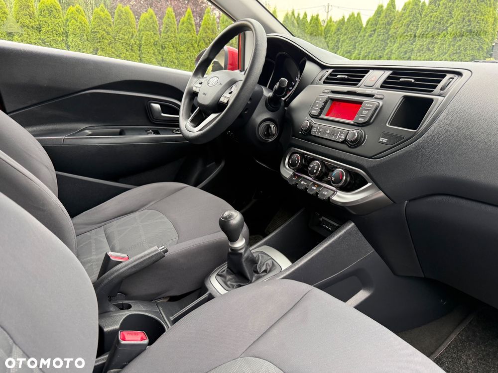 Kia Rio 1.2 Spirit - 37