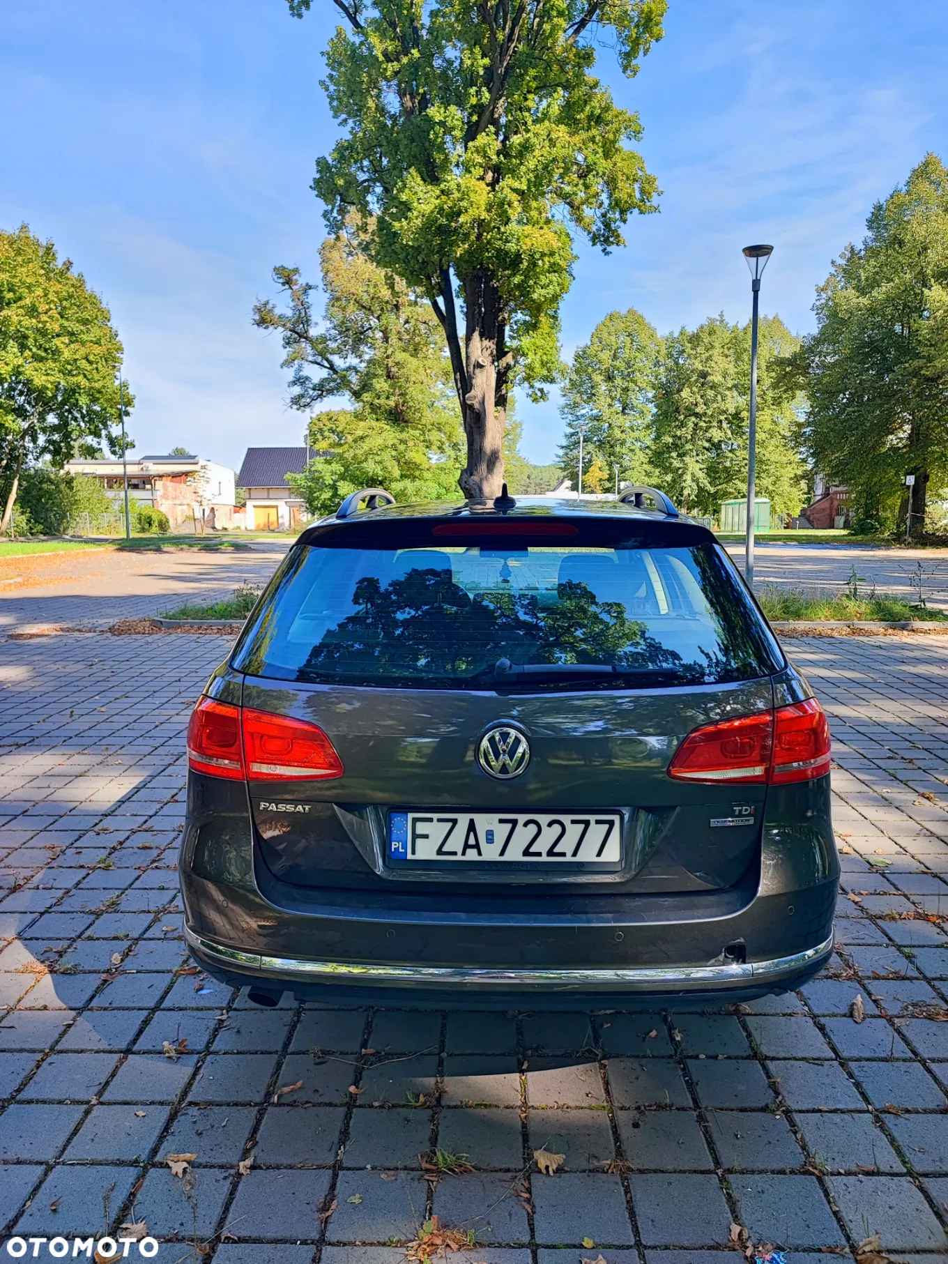 Volkswagen Passat - 4