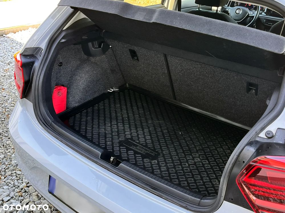 Volkswagen Polo 1.6 TDI SCR Highline - 31