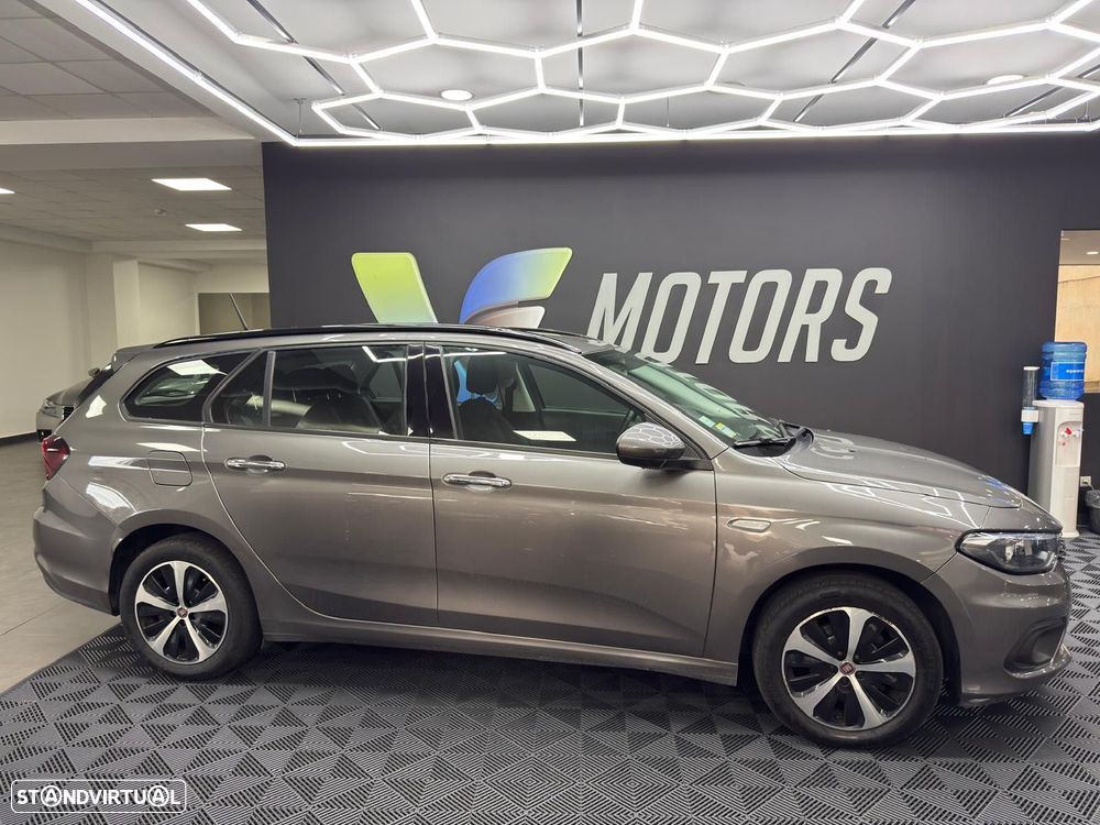 Fiat Tipo Station Wagon 1.6 M-Jet Lounge Tech J17 - 4