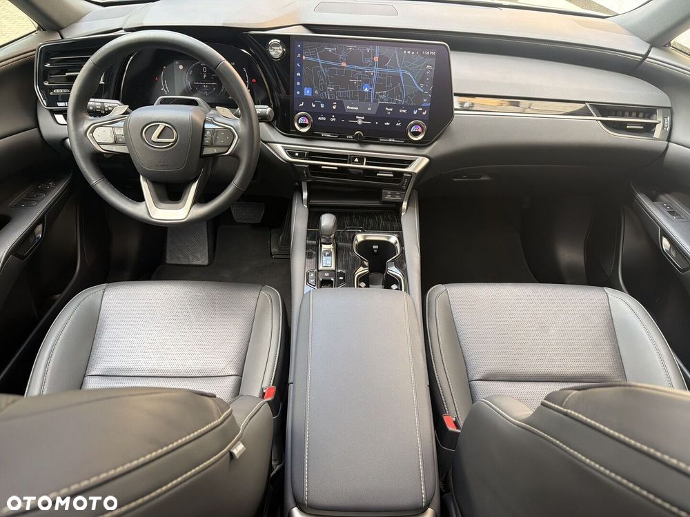 Lexus RX - 15