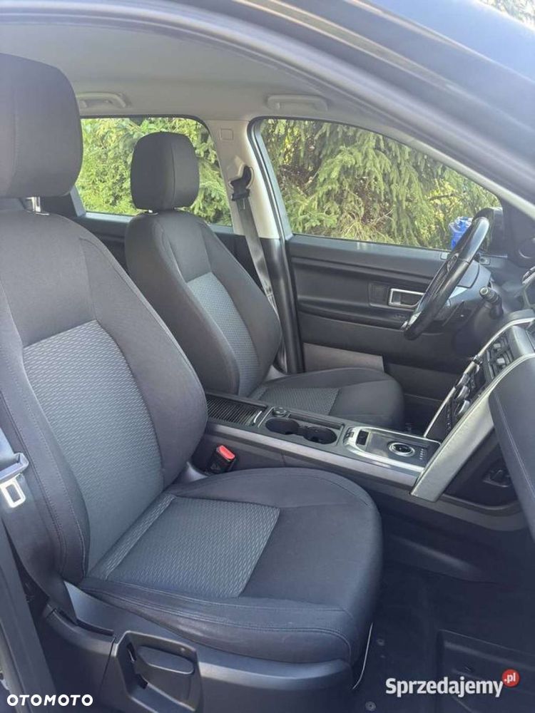 Land Rover Discovery Sport - 10