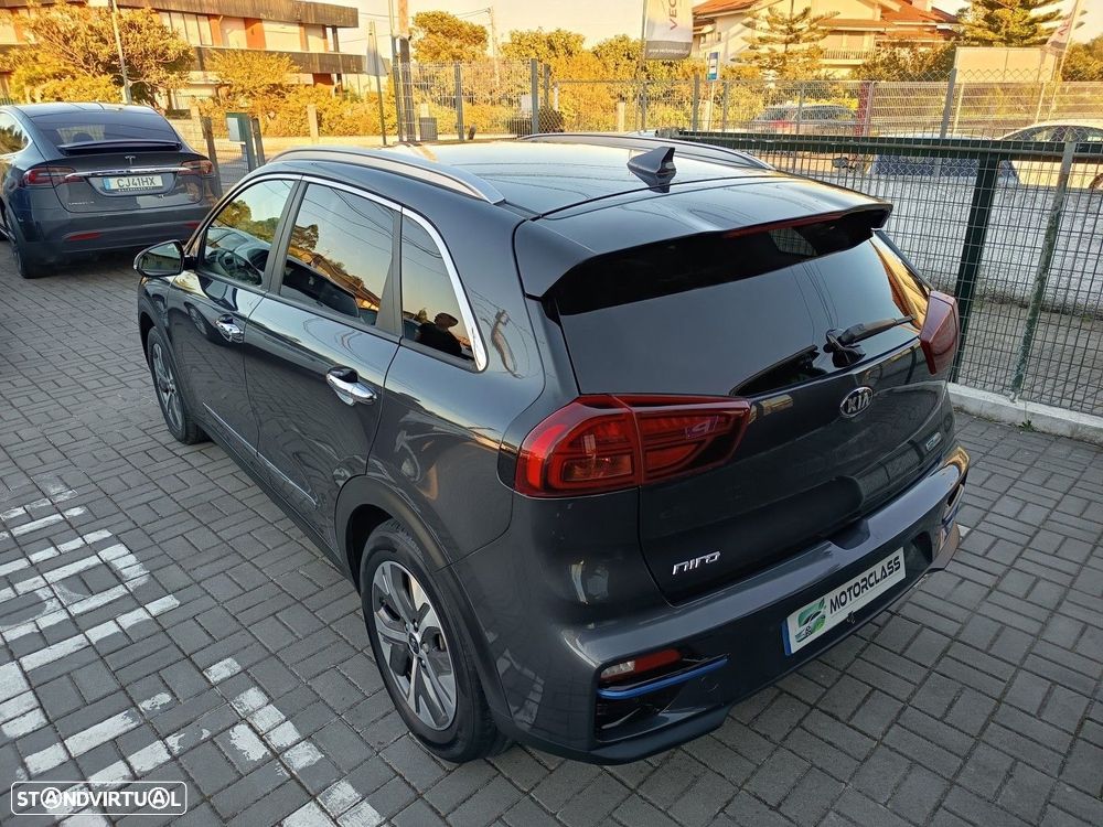 Kia e-Niro 64kWh — fotografia 9