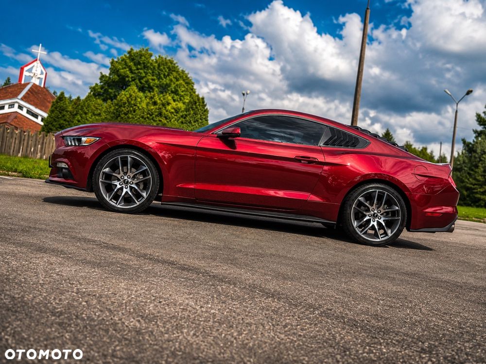 Ford Mustang - 23