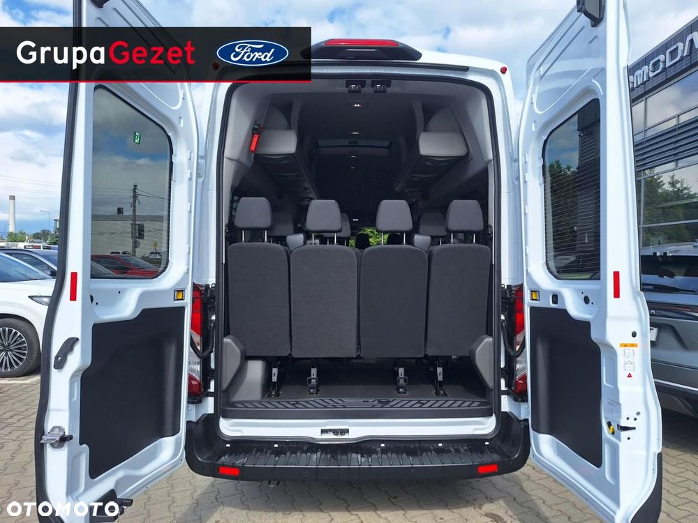 Ford Transit - 22