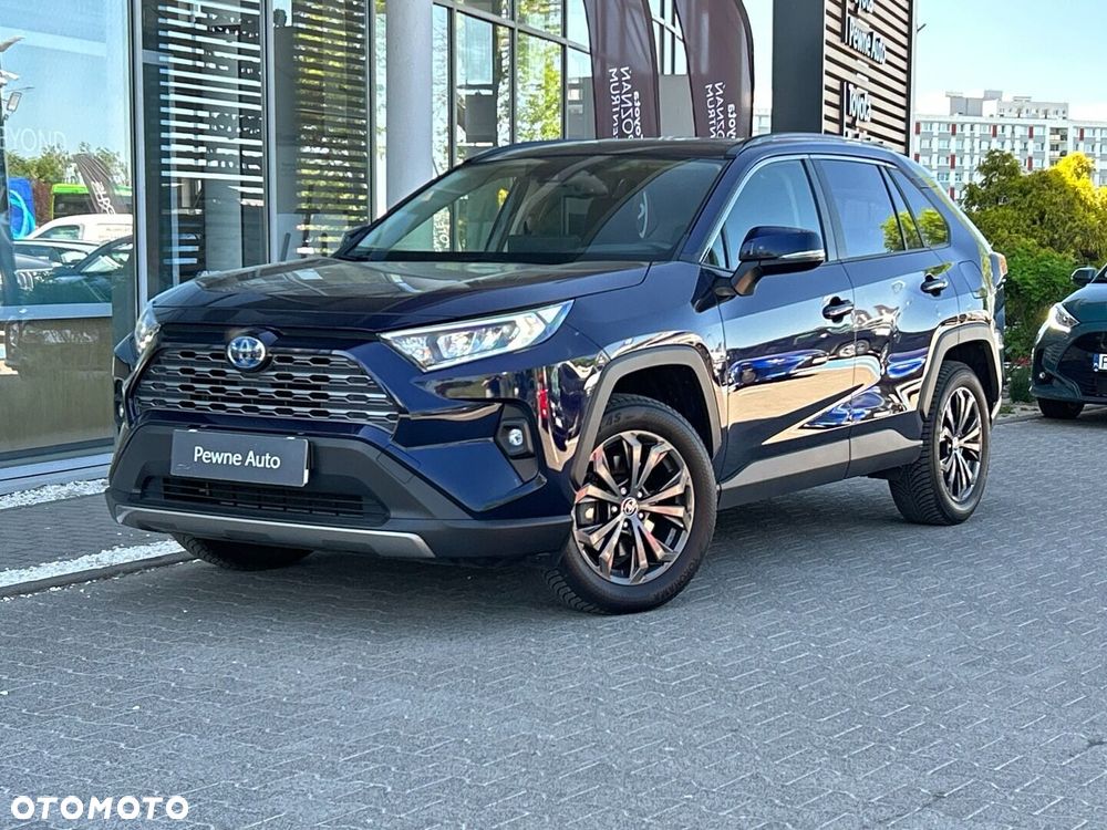 Toyota RAV4 - 1