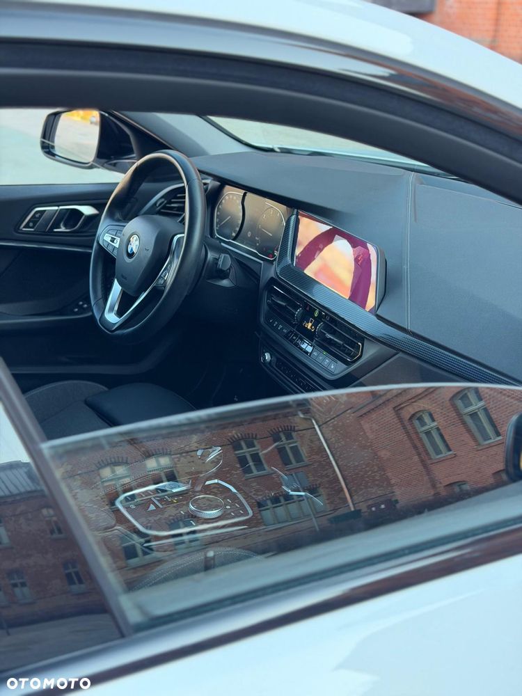 BMW Seria 1 118i Sport Line - 38