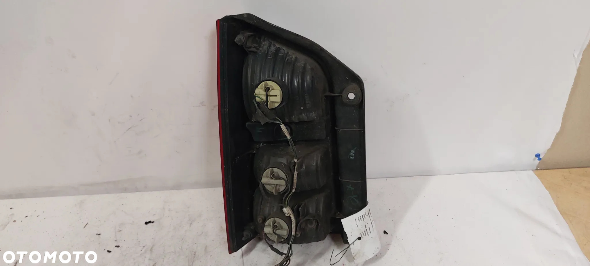 .  LAMPA TYL TYLNA PRAWA NISSAN PATHFINDER R51 LIFT - 4