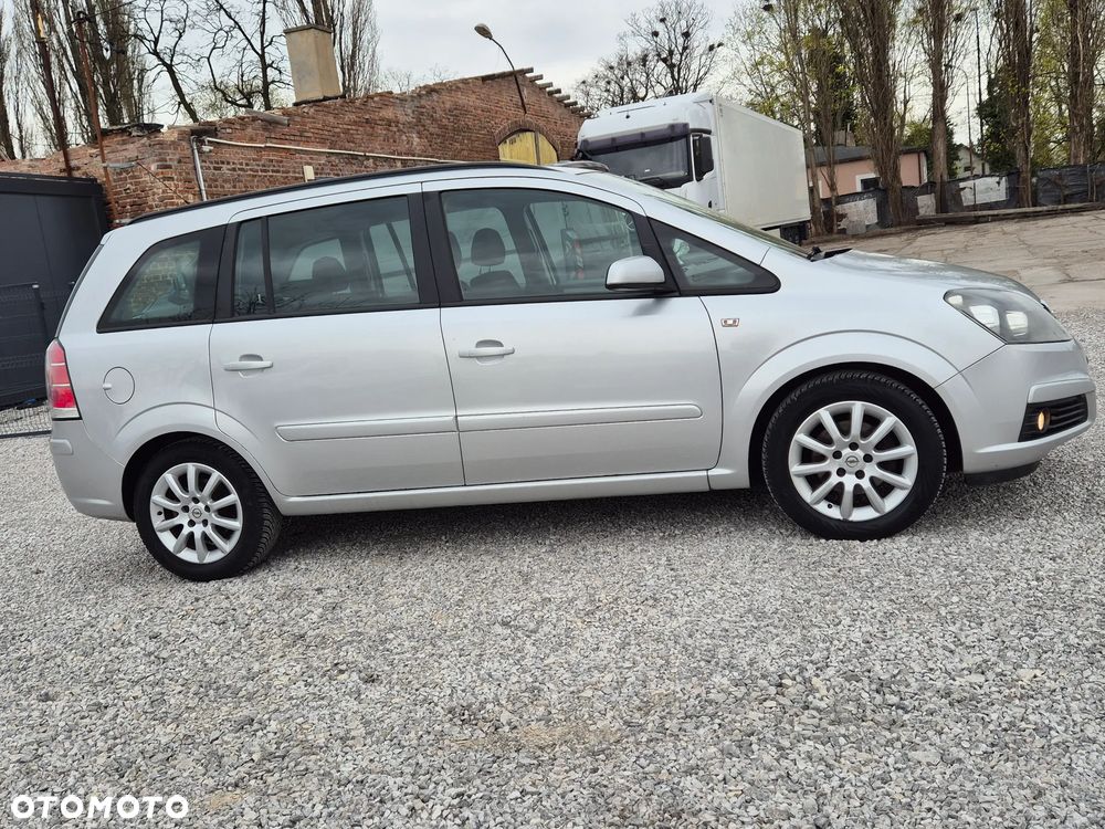 Opel Zafira 1.8 Innovation - 15